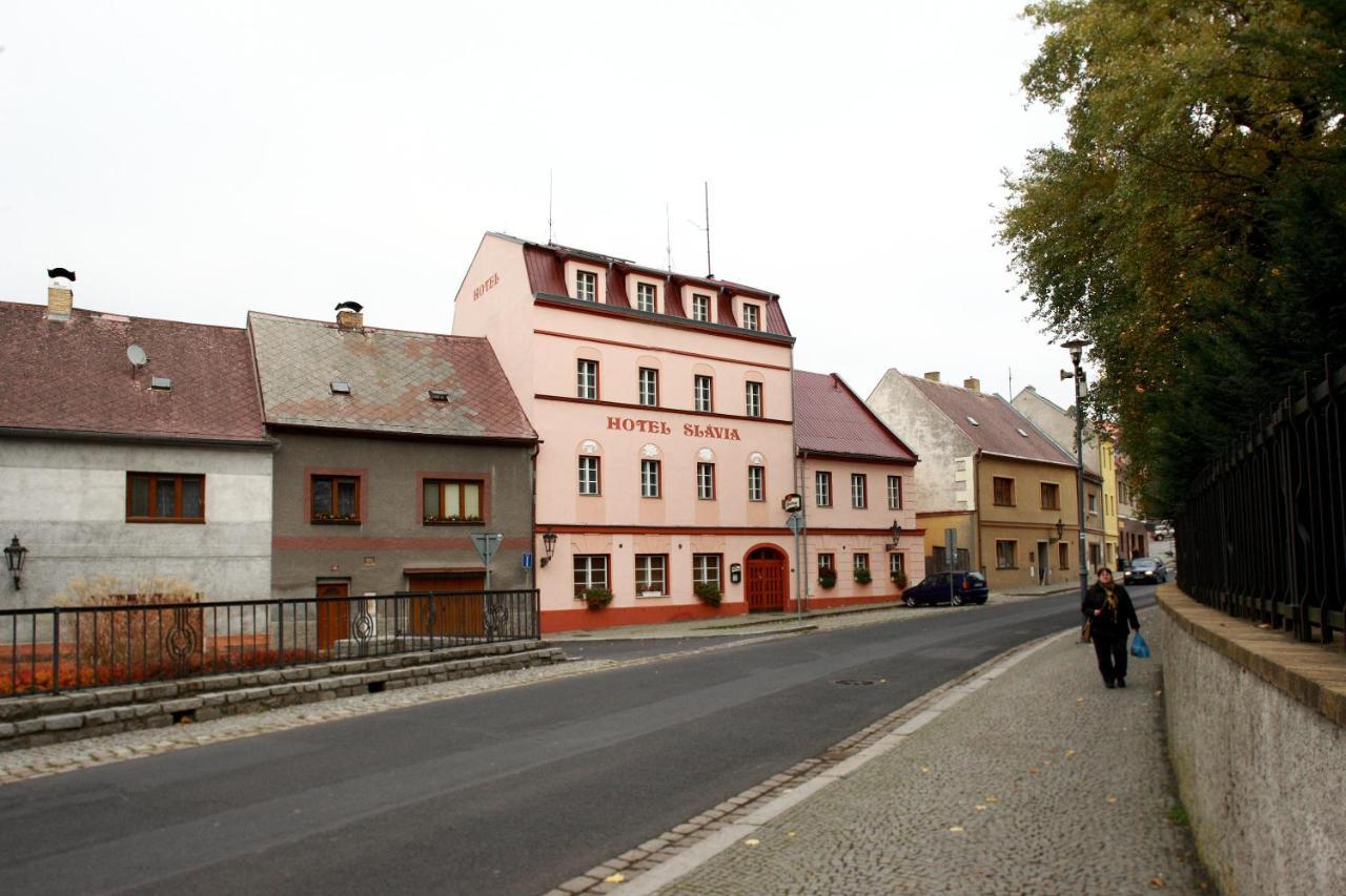 Hotel Slavie Klasterec nad Ohri Exterior photo